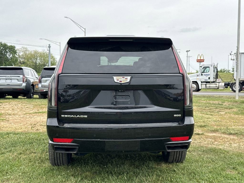 Used 2021 Cadillac Escalade Sport w/ Driver Assist Tech Package AWD/4WD image 19