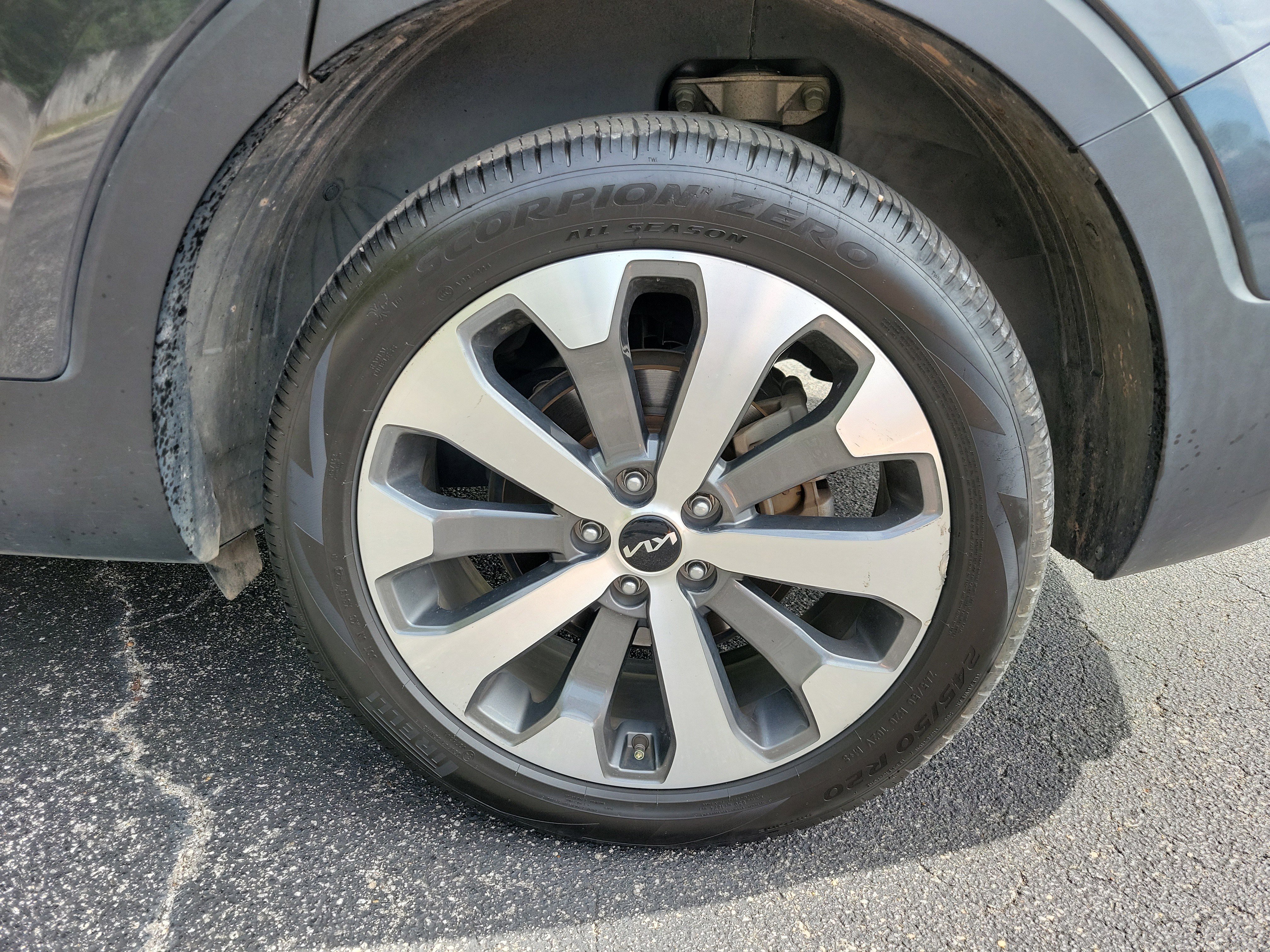 Used 2022 Kia Telluride S image 28