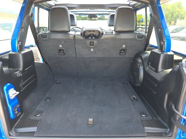 Used 2021 Jeep Wrangler Unlimited Rubicon w/ Trailer Tow Package AWD/4WD image 32