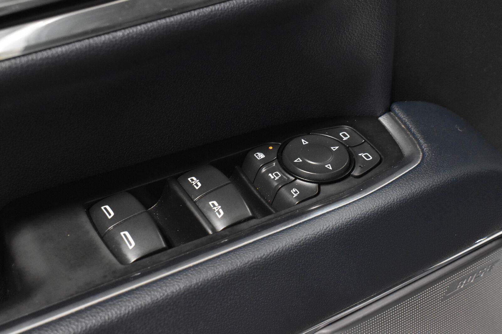 Used 2024 Chevrolet Silverado 3500 High Country w/ High Country Premium Package AWD/4WD image 10