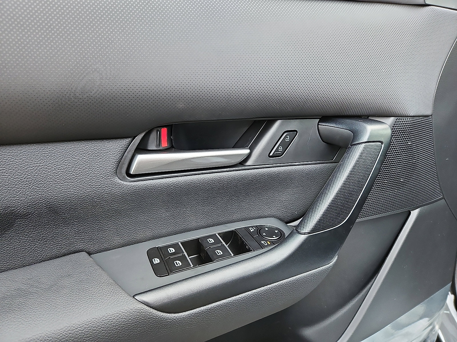 New 2026 MAZDA CX-50 2.5 Hybrid w/ Cargo Package image 9