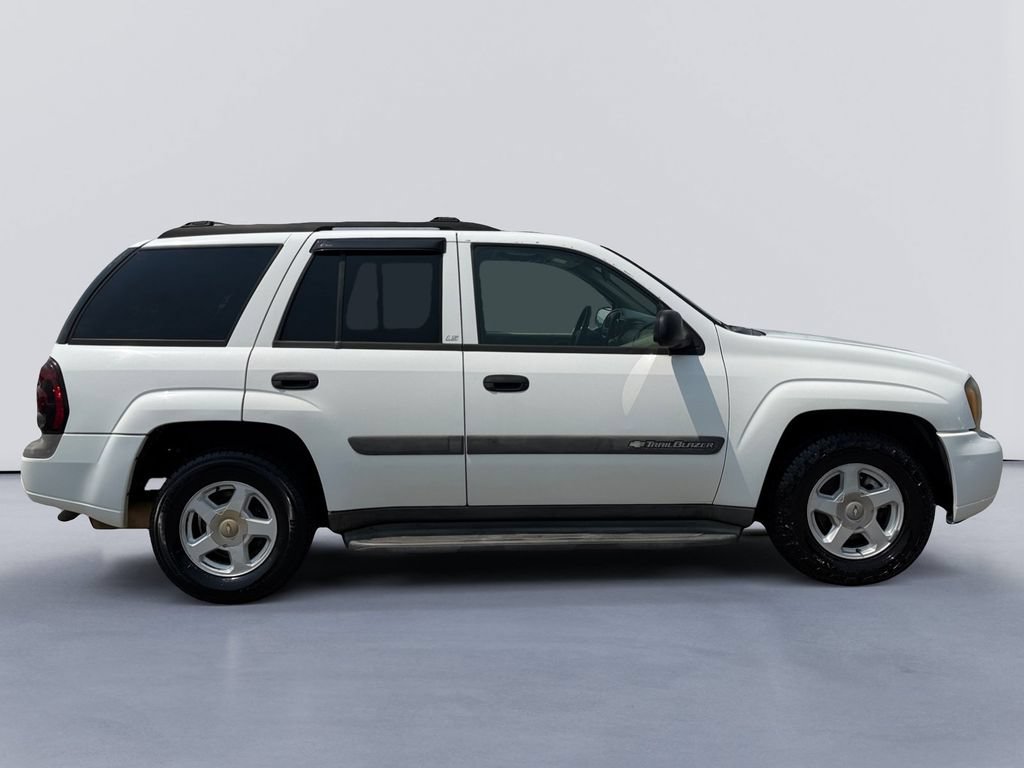 Used 2003 Chevrolet TrailBlazer LS w/ Preferred Equipment Group AWD/4WD image 2