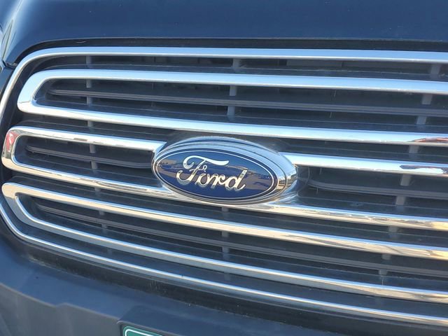 Used 2017 Ford Transit 350 XLT image 3