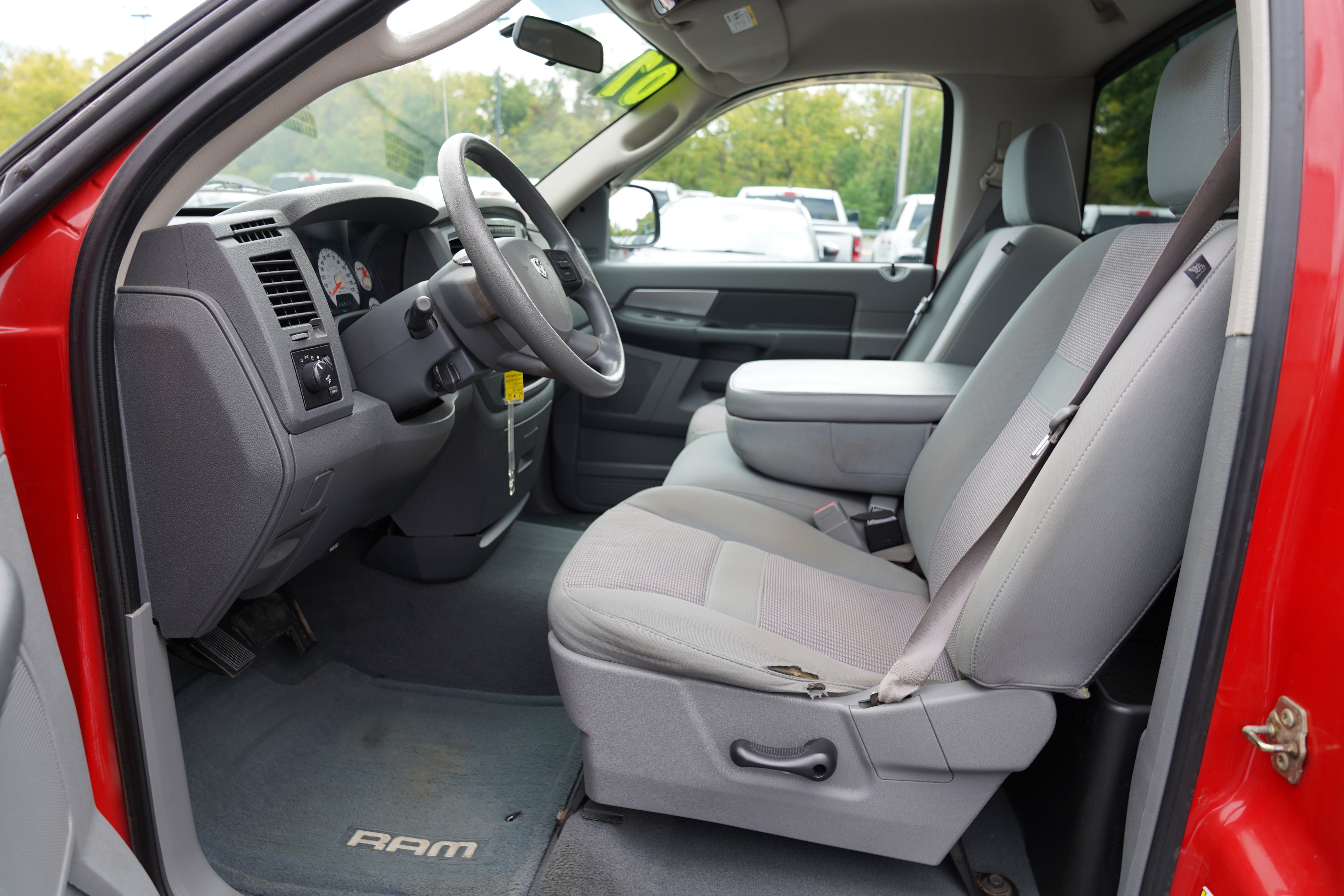 Used 2007 Dodge Ram 1500 Truck SLT w/ Trailer Tow Group RWD image 4