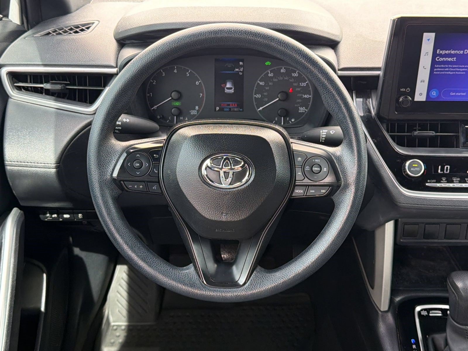 Used 2024 Toyota Corolla Cross AWD Hybrid image 11