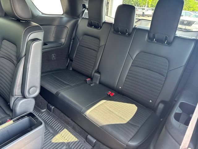 Used 2023 Nissan Pathfinder Rock Creek AWD/4WD image 23