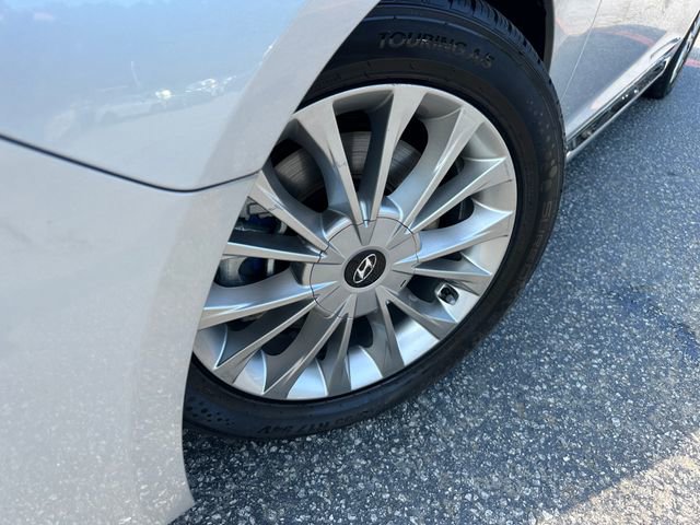 Used 2015 Hyundai Sonata Limited w/ Option Group 06 image 9