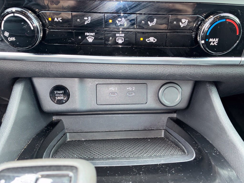 Used 2024 Nissan Rogue S AWD/4WD image 21