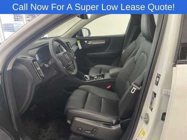 Used 2026 Volvo XC40 B5 Plus w/ Protection Package Premier image 7