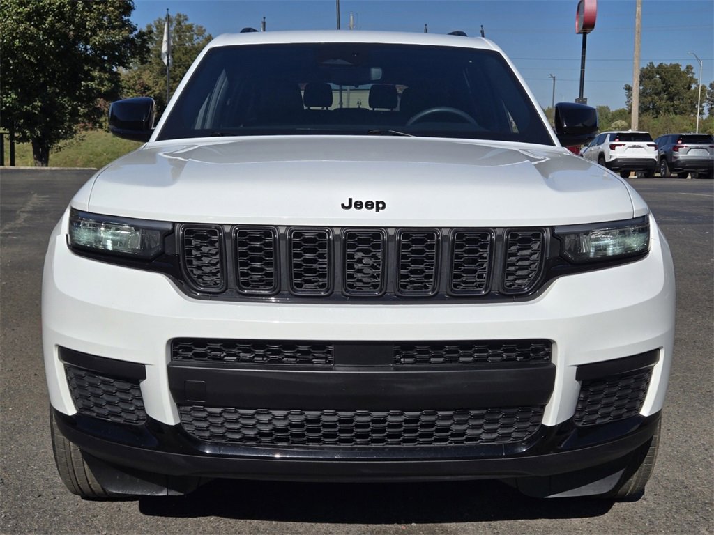 Used 2024 Jeep Grand Cherokee L Laredo image 8
