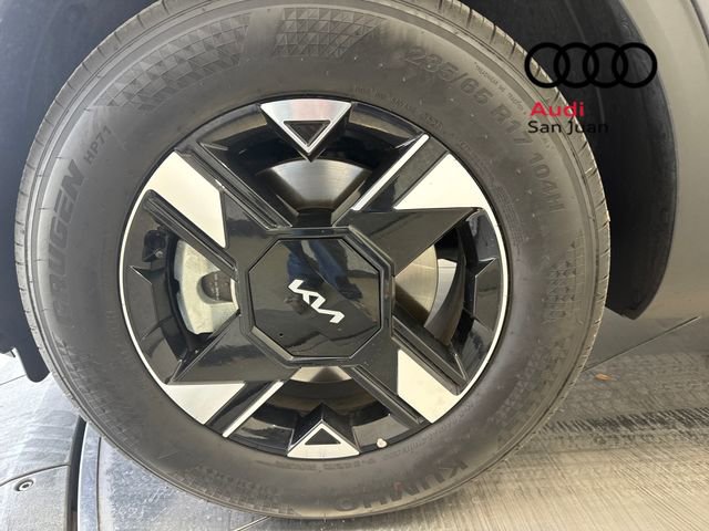 Used 2026 Kia Sportage LX AWD/4WD image 5