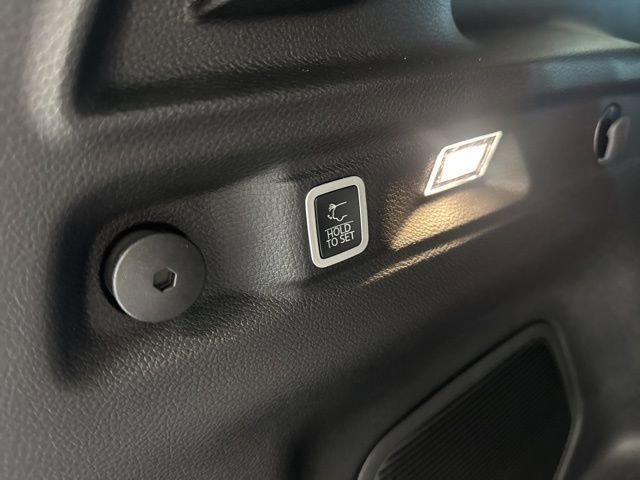 New 2026 Jeep Grand Cherokee L Limited w/ Limited Altitude Package image 12