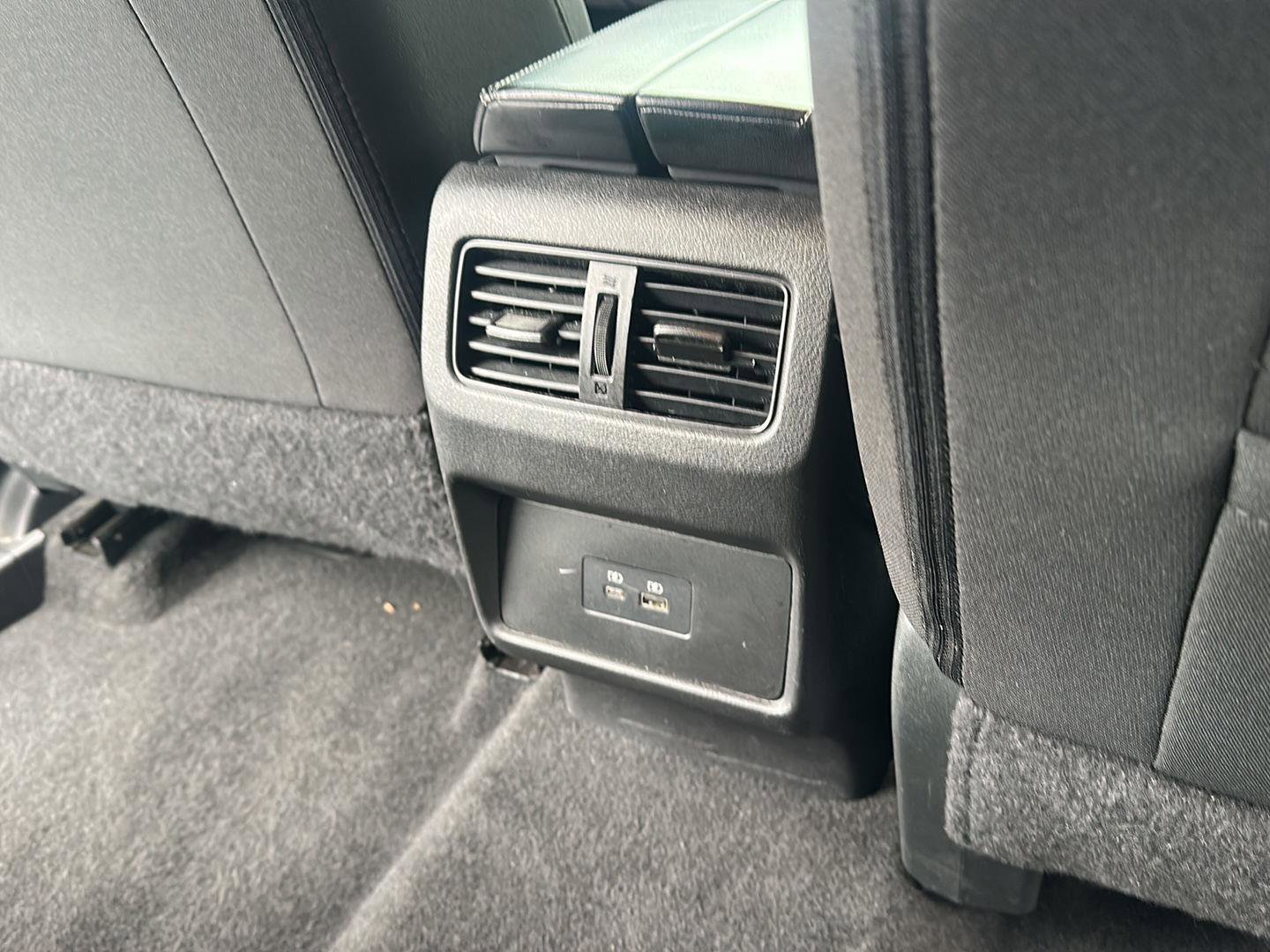 Used 2023 Nissan Rogue SV FWD image 17