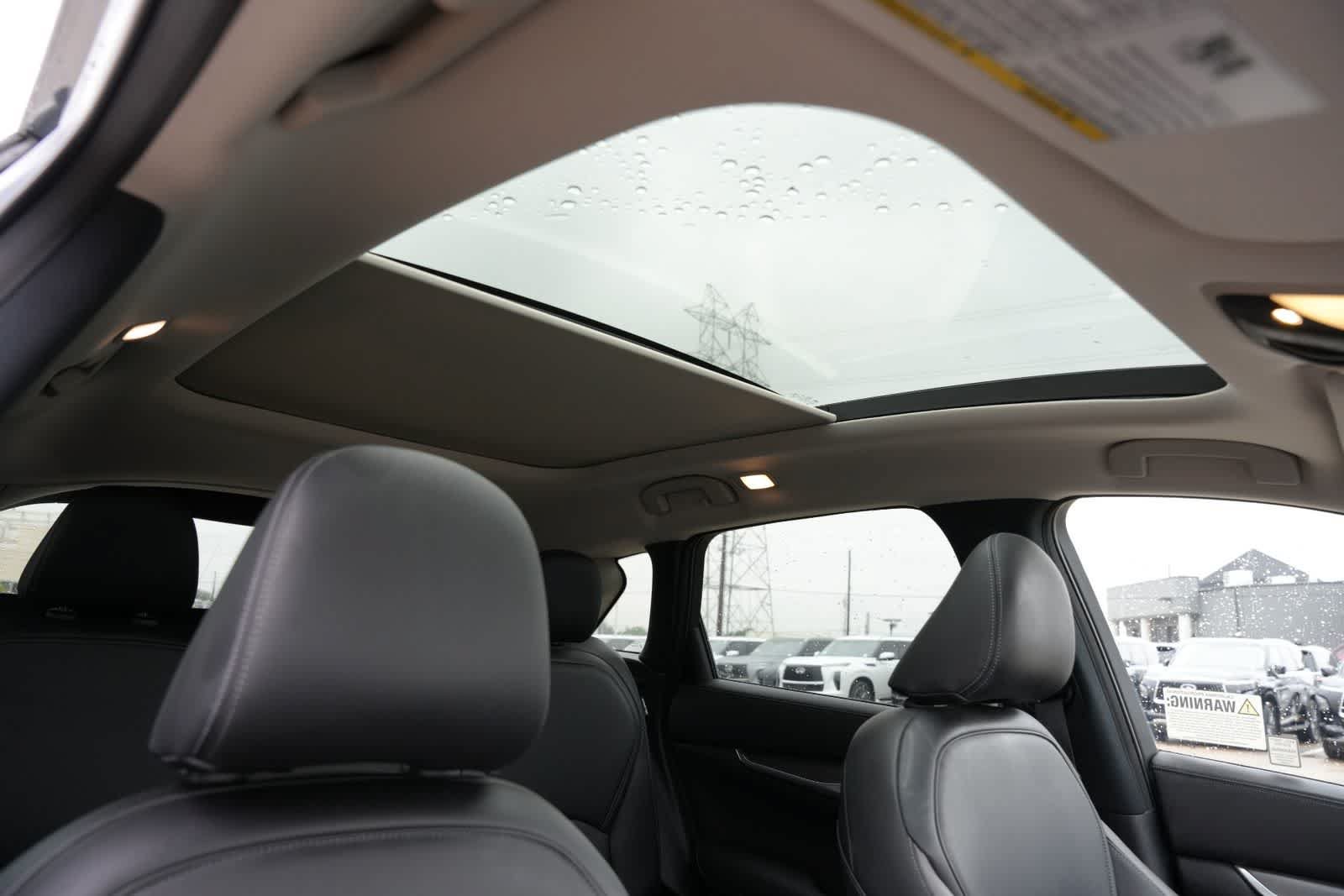 Certified 2023 INFINITI QX50 Luxe AWD/4WD image 23