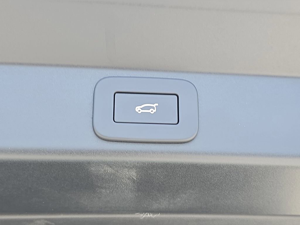 New 2026 Land Rover Range Rover Sport Dynamic SE AWD/4WD image 13