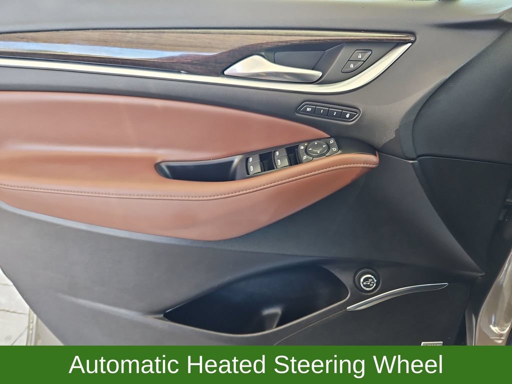 Used 2020 Buick Enclave Avenir w/ Avenir Technology Package AWD/4WD image 28