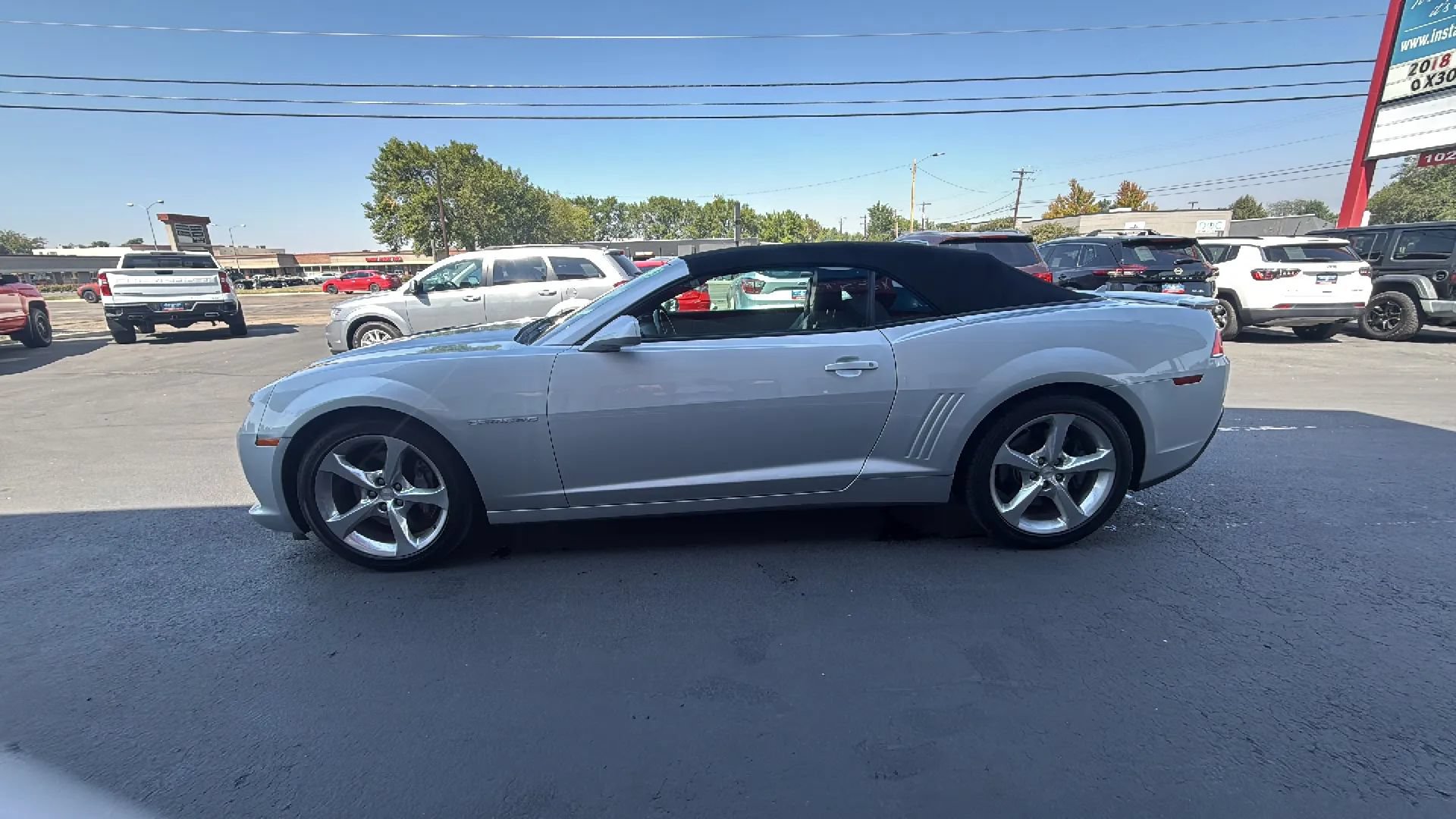 Used 2015 Chevrolet Camaro SS w/ RS Package RWD image 3