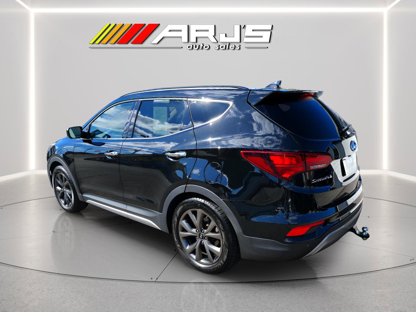 Used 2017 Hyundai Santa Fe Sport w/ Cargo Package image 3