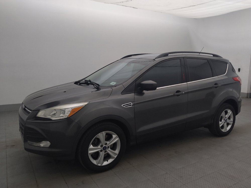 Used 2015 Ford Escape SE w/ Equipment Group 201A FWD image 2