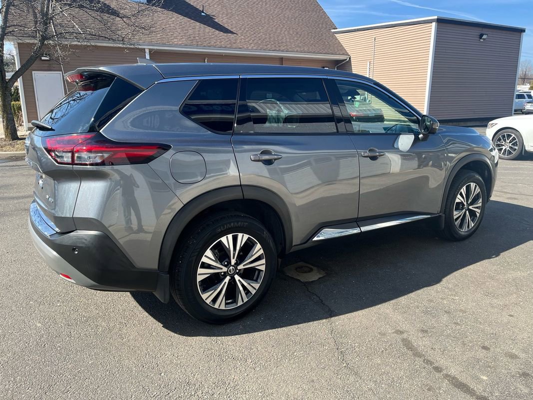 Used 2021 Nissan Rogue SV AWD/4WD image 5