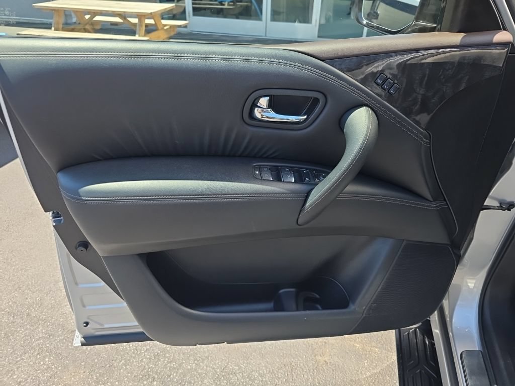 Used 2023 Nissan Armada Platinum w/ Captain's Chairs Package AWD/4WD image 12