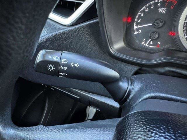 Used 2020 Toyota Corolla LE FWD image 22