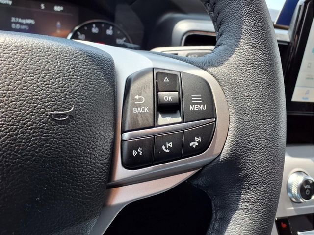 Used 2024 Ford Explorer XLT w/ Equipment Group 202A AWD/4WD image 29