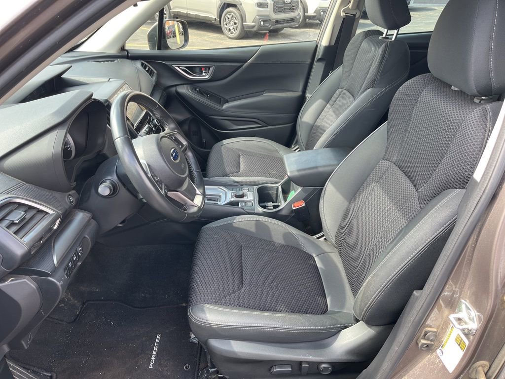 Certified 2023 Subaru Forester Premium image 12
