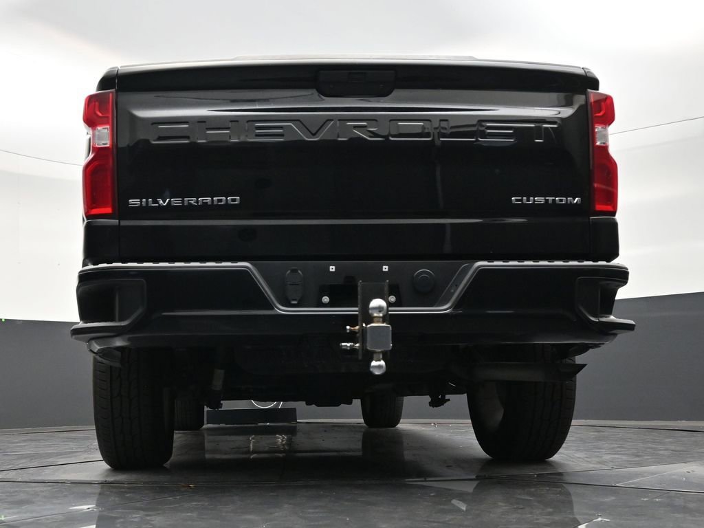 Used 2021 Chevrolet Silverado 1500 Custom RWD image 24