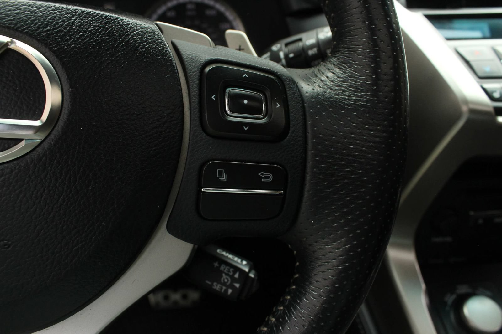 Used 2015 Lexus NX 200t F Sport w/ Navigation System Package AWD/4WD image 31