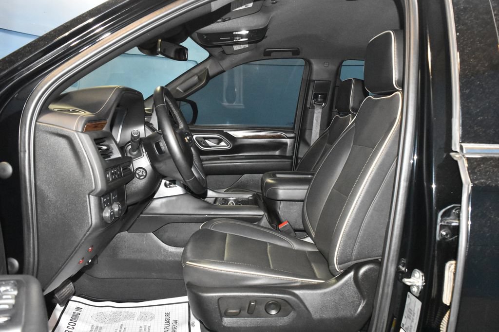 Used 2023 Chevrolet Tahoe Premier AWD/4WD image 6