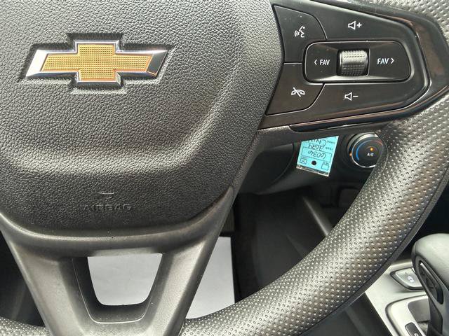 Used 2024 Chevrolet Trax LS w/ LS Convenience Package FWD image 16