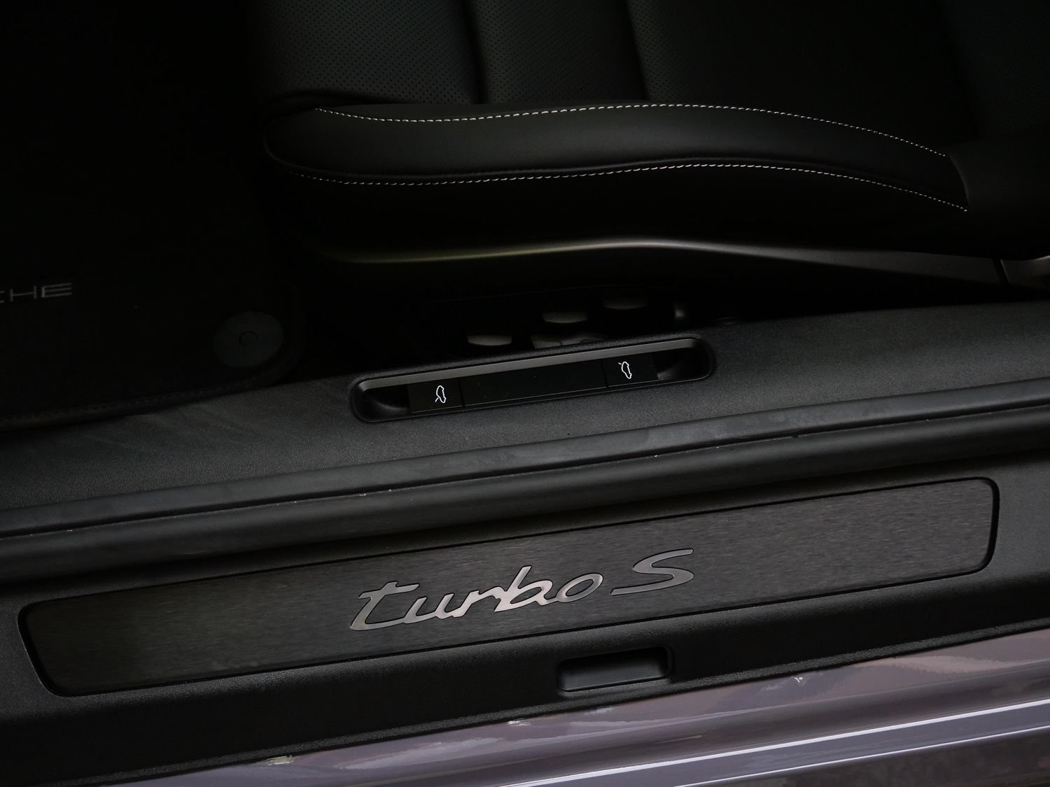 Used 2026 Porsche 911 Turbo S AWD/4WD image 17
