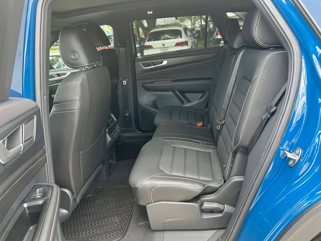New 2026 Volkswagen Atlas Cross Sport SEL R-Line AWD/4WD image 45