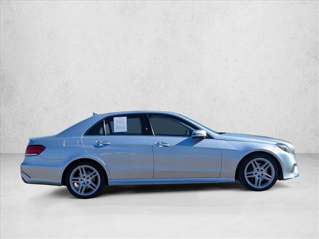 Used 2014 Mercedes-Benz E 350 4MATIC Sedan image 4