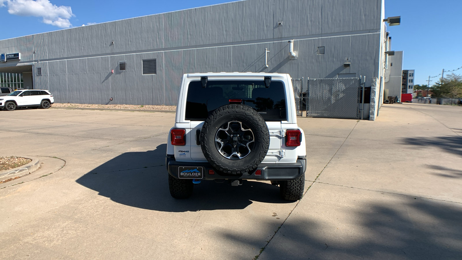 Used 2023 Jeep Wrangler Unlimited Rubicon 4xe w/ Cold Weather Group AWD/4WD image 4