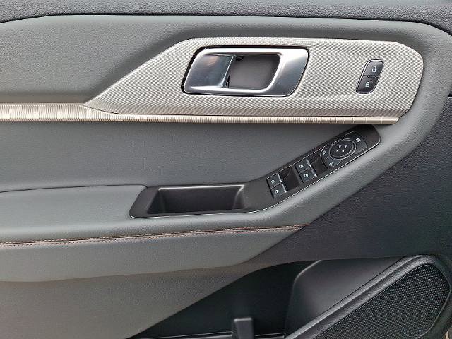 Certified 2025 Ford Explorer Active image 13