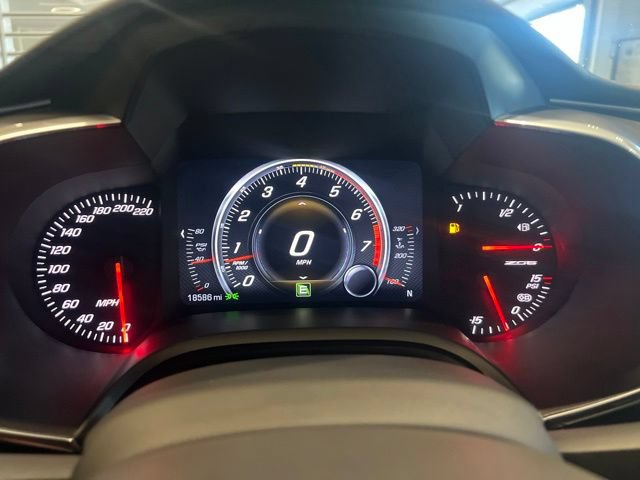 Used 2015 Chevrolet Corvette Z06 w/ 2LZ Preferred Equipment Group RWD image 18