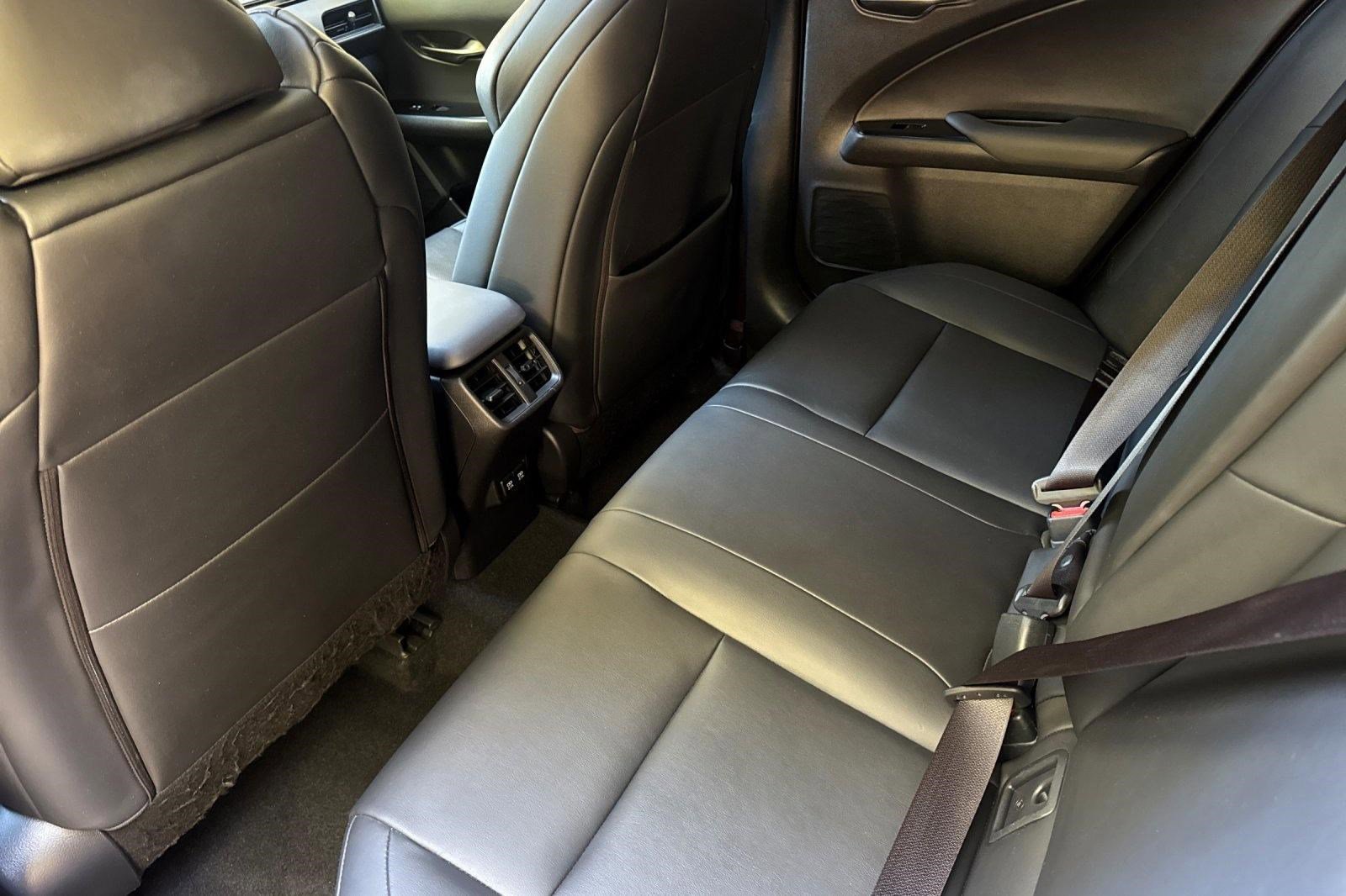 Used 2020 Lexus UX 200 F Sport w/ F Sport Premium Package image 24