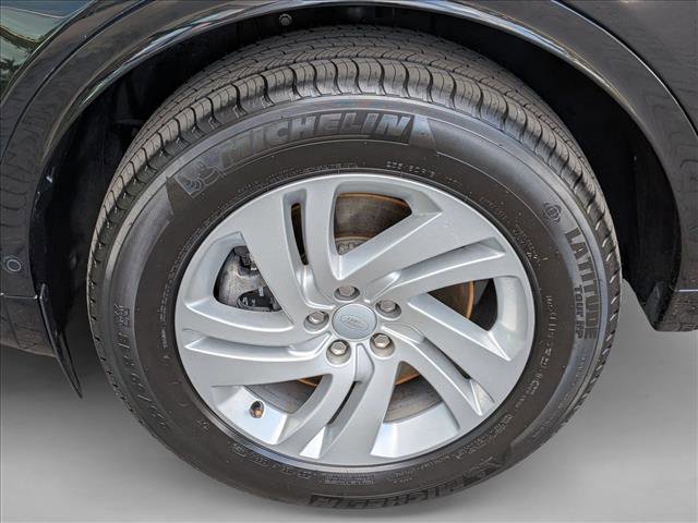 Certified 2025 Land Rover Discovery Sport S image 25