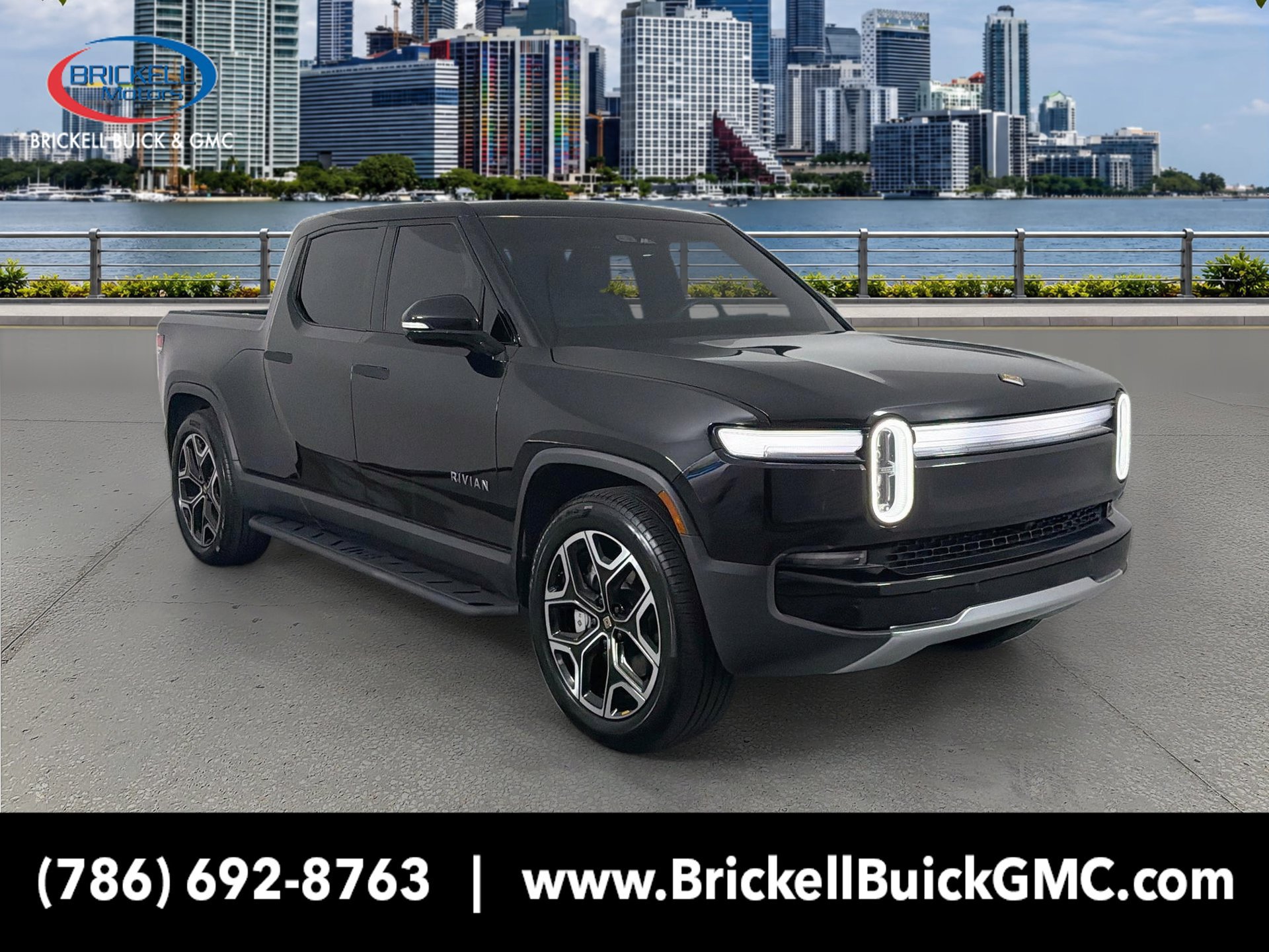 Used 2025 Rivian R1T Adventure Dual AWD/4WD image 8