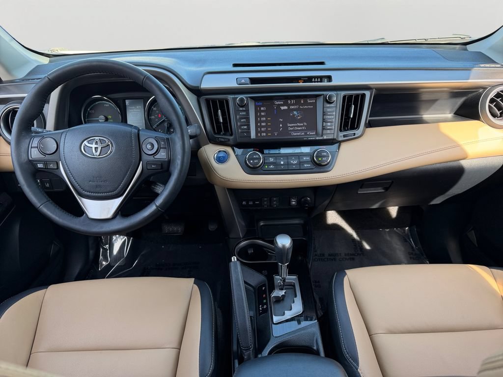 Used 2018 Toyota RAV4 Limited AWD/4WD image 12