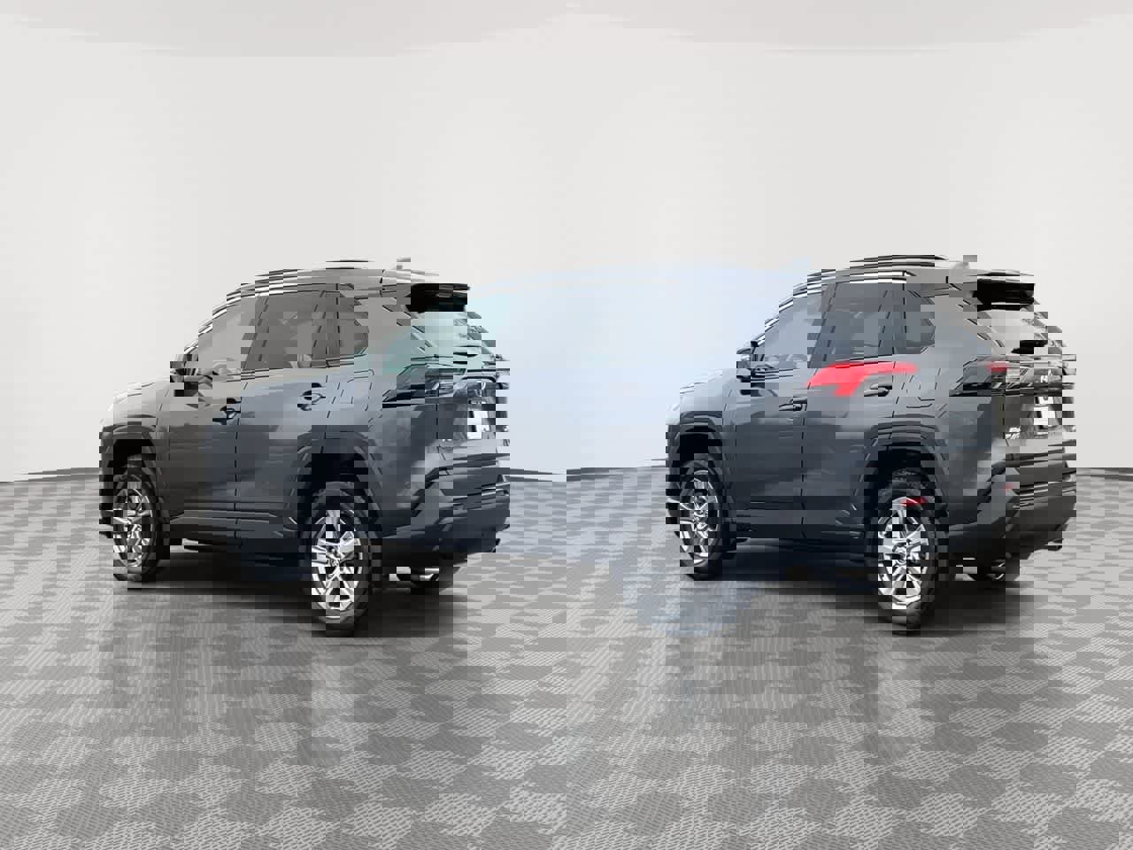 Used 2023 Toyota RAV4 XLE image 6