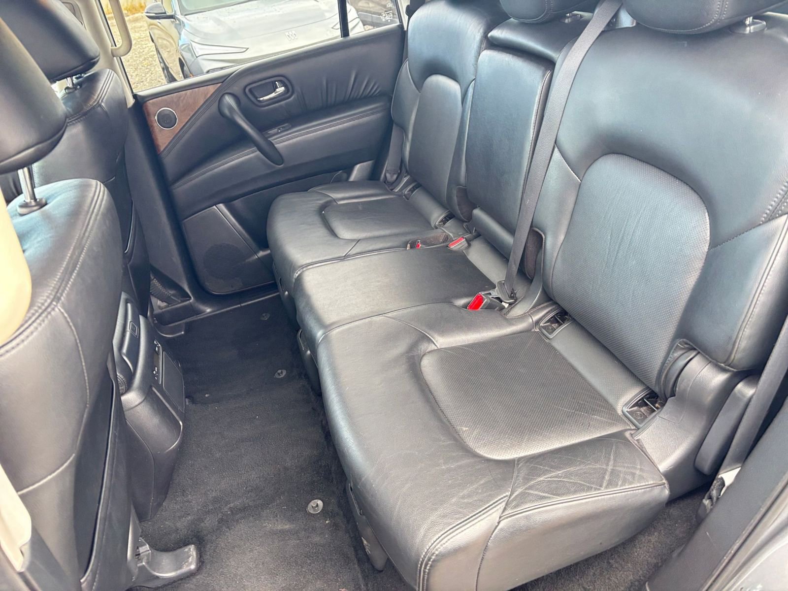 Used 2023 Nissan Armada SL image 25