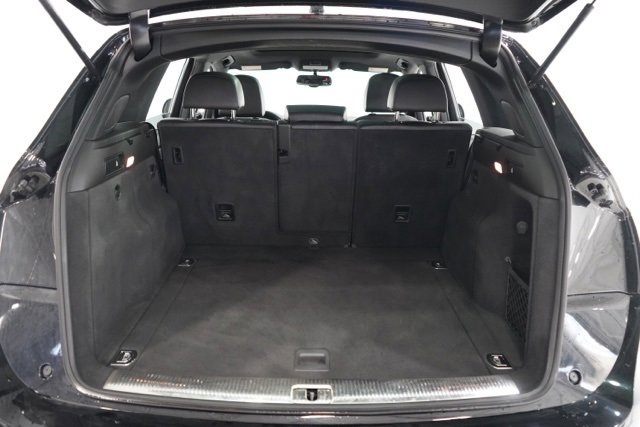 Used 2017 Audi Q5 2.0T Premium Plus w/ Technology Package image 32