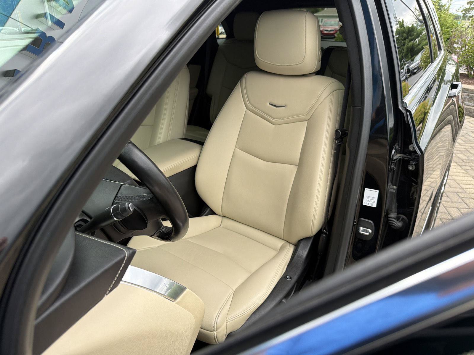 Used 2019 Cadillac XT5 FWD image 15