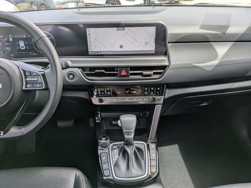 Certified 2026 Kia Seltos SX AWD/4WD image 17