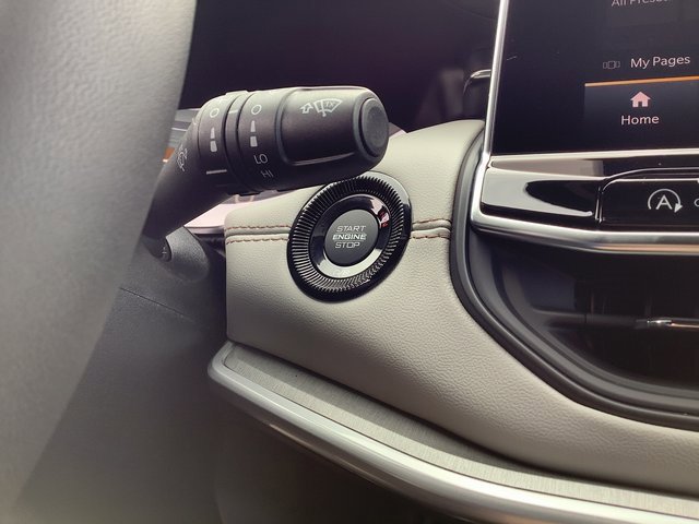 New 2026 Jeep Compass Limited image 16