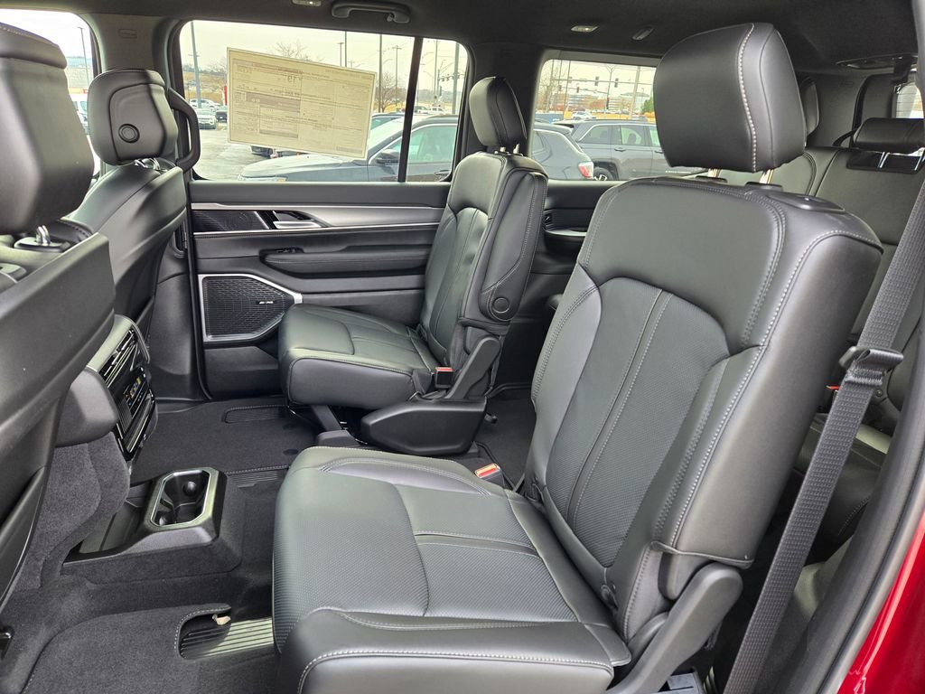 New 2026 Jeep Grand Wagoneer 4WD image 26