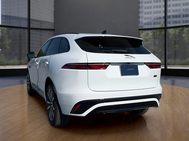 New 2026 Jaguar F-PACE R-Dynamic S image 7